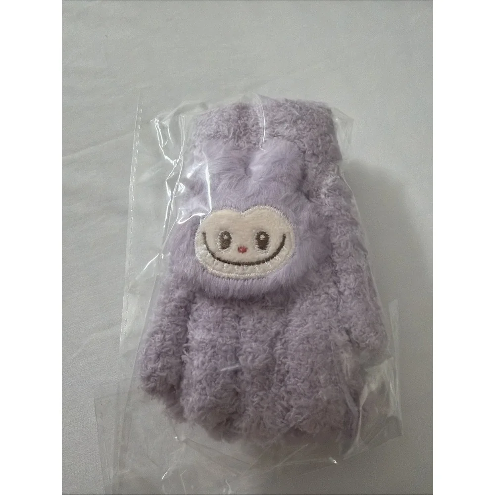 Authentic Warm Fluffy Holiday Series Labubu Mittens Limited Gloves‎ Small Kids